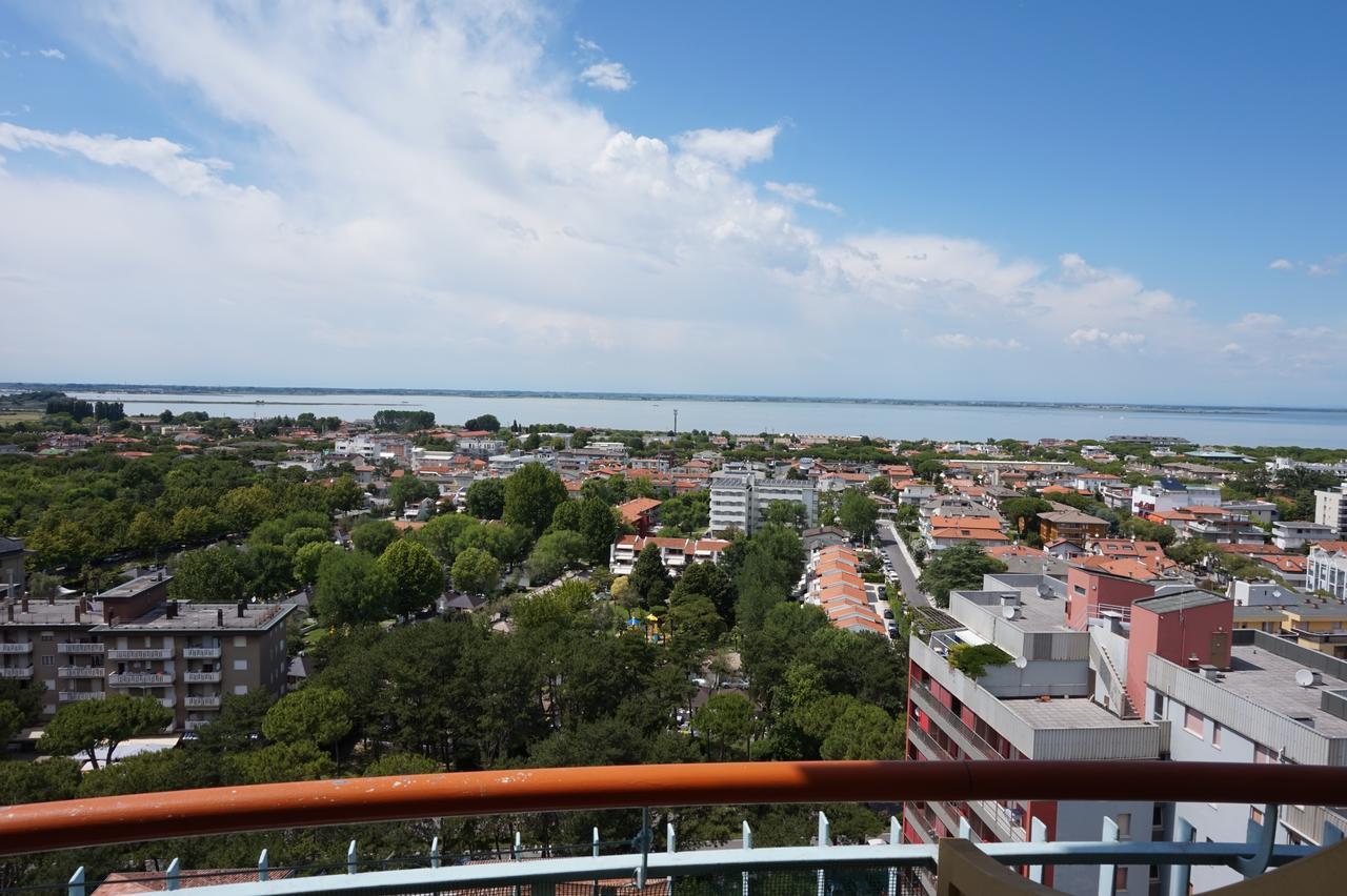 Appartamenti La Torre Lignano Sabbiadoro Exterior photo